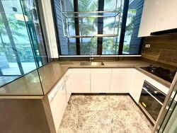 Sunrise Terrace (D28), Terrace #483632401